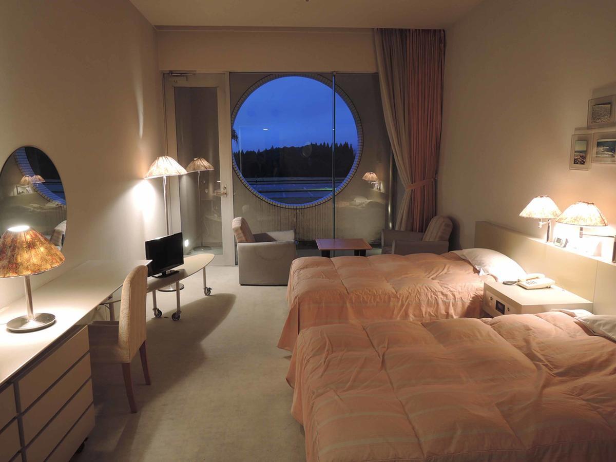 Miyazaki Kokusai Kuko Country Club Lodge Экстерьер фото